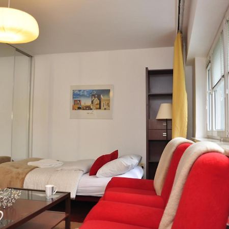 Prudentia Apartments Moko Economy Варшава Екстериор снимка